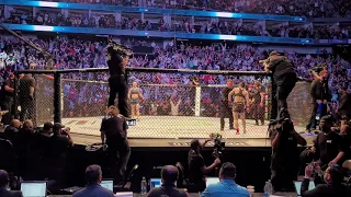 Rose Namajunas Knocks Out Zang Weili at UFC 261! (4K Front Row Fan Footage!)