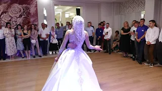 МИ БУДЕМО РАЗОМ - ТАНЕЦЬ МОЛОДОГО ПОДРУЖЖЯ. ГУРТ АКОРД. @yaremaweddingstudio2420