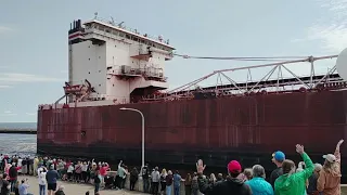 The Burns Harbor arrives in Duluth, 5.11.24