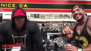 Shawn Rhoden and Sergio Oliva Jr train Arms in the Mecca