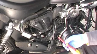 Mechanics tutorials: how to change or clean the motorcycle's air filter