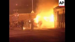 NORTHERN IRELAND: VIOLENT CLASHES IN STREETS OF LONDONDERRY