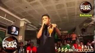 MC MAGRINHO - PELA PRIMEIRA VEZ NA RODA DE FUNK