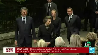 Familia real agradeció el apoyo de los seguidores de la reina Isabel II en Balmoral • FRANCE 24