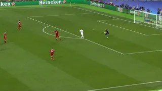 Karim Benzema goal and  Loris Karius mistake in champions league final 2018.