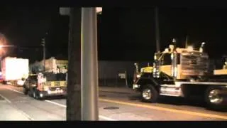 Giant Electrical Transformer on the move in Mineola_0001.wmv