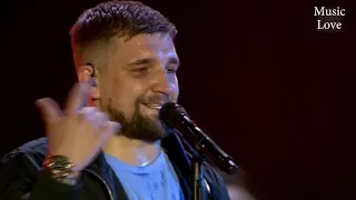 Баста - Выпускной (Медляк) Live (Алые паруса - 2018 год, Санкт-Петербург, дворцовая площадь)