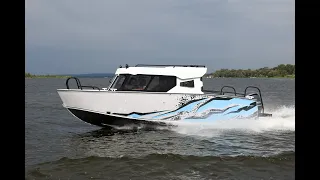 Realcraft 700 cabin
