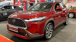 Toyota COROLLA CROSS Hybrid 2023 - First look & VISUAL REVIEW (exterior, interior, trunk space)