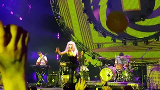 Paramore - Fake Happy Live @ SSE Hydro 20/01/2018