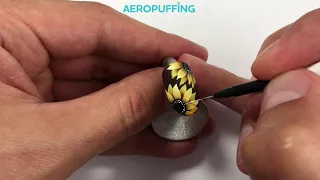 Aeropuffing Nail Art Tutorial: Sunflower Nail Art