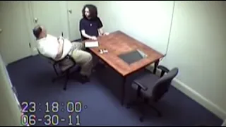 Confessed killer Stephen McDaniel keeps his body eerily still during 2 hour interrogation