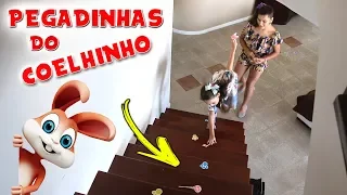 CRIANÇAS SEGUINDO PEGADINHAS DO COELHINHO ?  O QUE TEM NO FINAL? - Mileninha