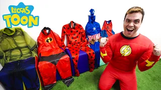 VIREI SUPER HERÓI PARA TROSLAR MEUS AMIGOS (Pretend Play with Magic Superhero)