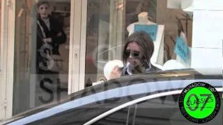 Victoria Beckham shopping in Paris