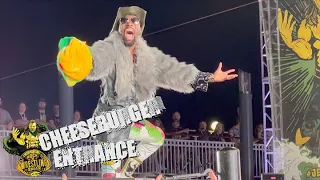 Jericho Cruise 2023: Cheeseburger Entrance