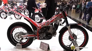 2019 Beta Evo 300 2T SS Trial Bike - Walkaround - 2018 EICMA Milan