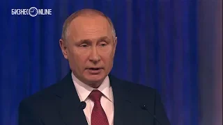 Владимир Путин поздравил российских военных с Днём защитника Отечества