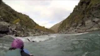 Riversurfing in Queenstown