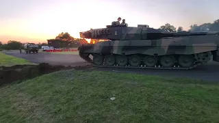 Leopard 2A5 tank engine start and run on Autodrom Biłgoraj