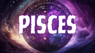 PISCES 🔥HOLY GOD🙏🏻 I CAN SEE IN THE CARDS WHO LOVES YOU 🔮😱 APRIL 2024 TAROT LOVE READING