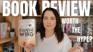 BOOK REVIEW: FOURTH WING by Rebecca Yarros.