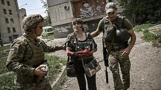 Guerre en Ukraine : les forces ukrainiennes en difficulté à Severodonetsk et Lyssytchansk