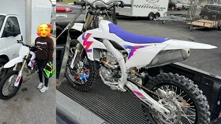 SHE BOUGHT ME MY DREAM DIRTBIKE! * BRAND NEW 2024 YZ450F 50TH ANNIVERSARY *