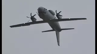 CARGO PLANE GOES UPSIDE-DOWN | Italian Air Force C27J Spartan Display at RAF Fairford RIAT 2017