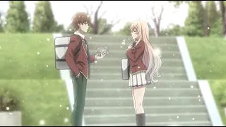 Ichinose gives Ayanakoji chocolate for saving her