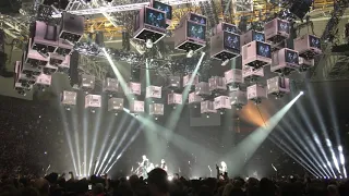 Metallica lighting rig review - WorldWired Tour - Behind the scenes  (3 of 4) with Rob Koenig