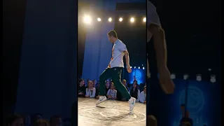 Как он двигается 🥵 dance Sunnat