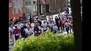 III Всероссийский полумарафон "Забег" в Перми. Соборная площадь. Место старта.