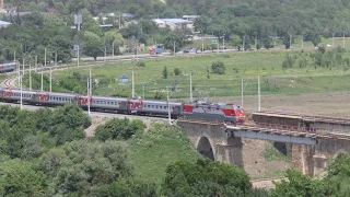 ЭП1П-032 с поездом №060Н НовокузнецкーКисловодск