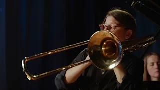 Giovanni Battista Pergolesi - Sinfonia, Mvt 3 - Adagio - Hana Beloglavec and Liz Ames