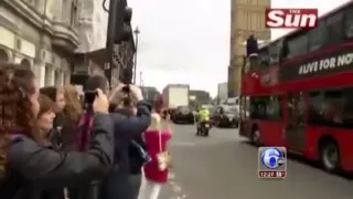 Magician Dynamo Levitates next to a bus in London
