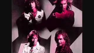 Van Halen - I'll Wait (Live Performance 1984) (Picture Video) HQ