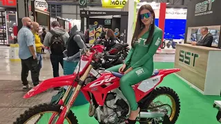 EICMA-2022 TOP MODELS: Hot girls and fantastic motorcycles