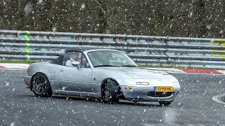 Nürburgring HEAVY SNOW, Extremely Slippery Conditions, Slides & Action! 09 04 2022 Touristenfahrten