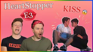 Gays React to THE KISS | HeartStopper Episode 3