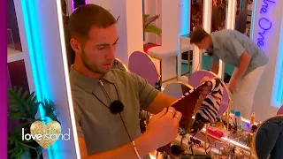 The boys pack the girls' Casa Amor cases 🧳 | Love Island Series 9