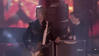 Paul McCartney - Live And Let Die (#Queens Concert 2012 HD)