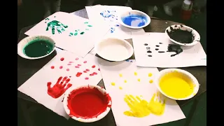 Playgroup color touch activity