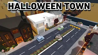 BUILDING A HALLOWEEN NEIGHBOURHOOD IN BLOXBURG