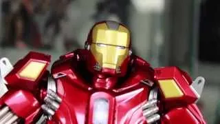 Iron Man 3 Hot Toys Mark XXXV Red Snapper Power Pose 1/6 Scale Collectible Movie Figure Review