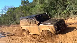 Land Rover Defender 90 300TDI - 37''  **Extreme Mud OFF ROAD**