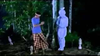 Zombi Kampung Pisang - Deris "Pocong" Encounter - English Subtitle