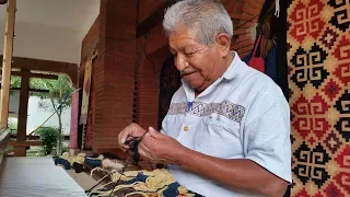 Teotitlan del Valle weavers J. Isaac Vasquez Garcia and family, BORDERS episode