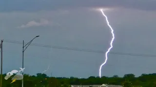 Enormous Tornadic Supercell Westmoreland, KS/KCMO - 4/30/2024