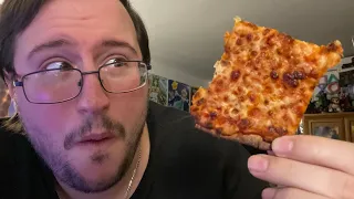 Gor Eats a Food: Domino's Thin Crust Pizza
